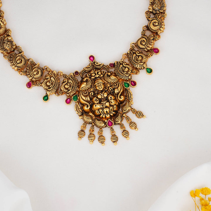 Glowing Nagas Short Necklace