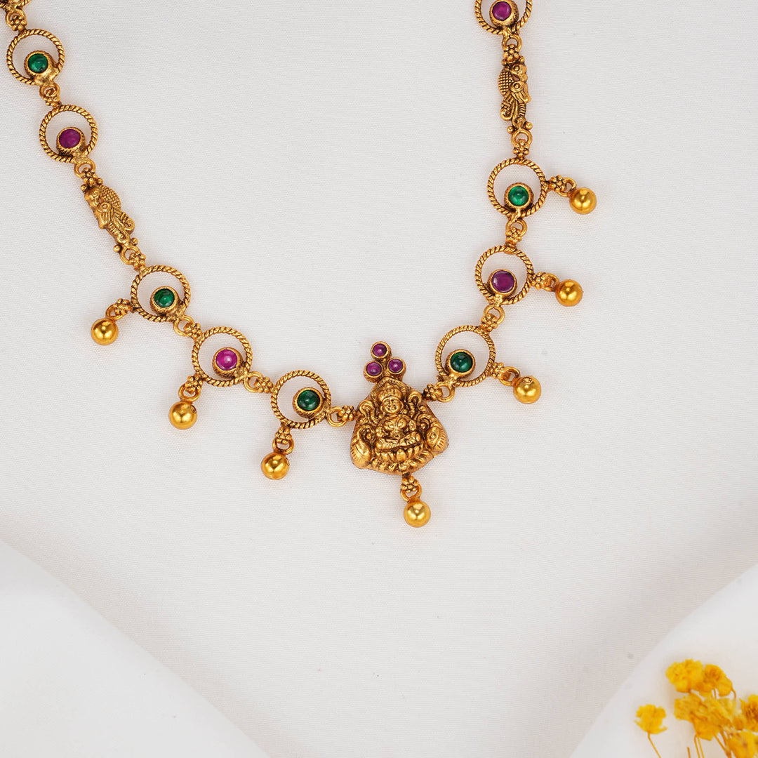 Vivid Nagas Short Necklace