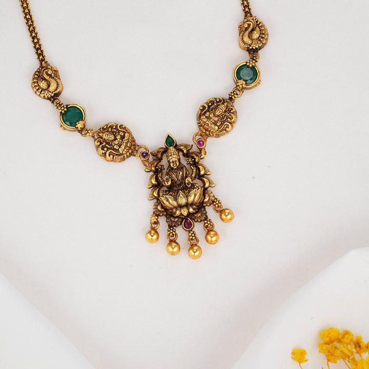 Divine Nagas Short Necklace