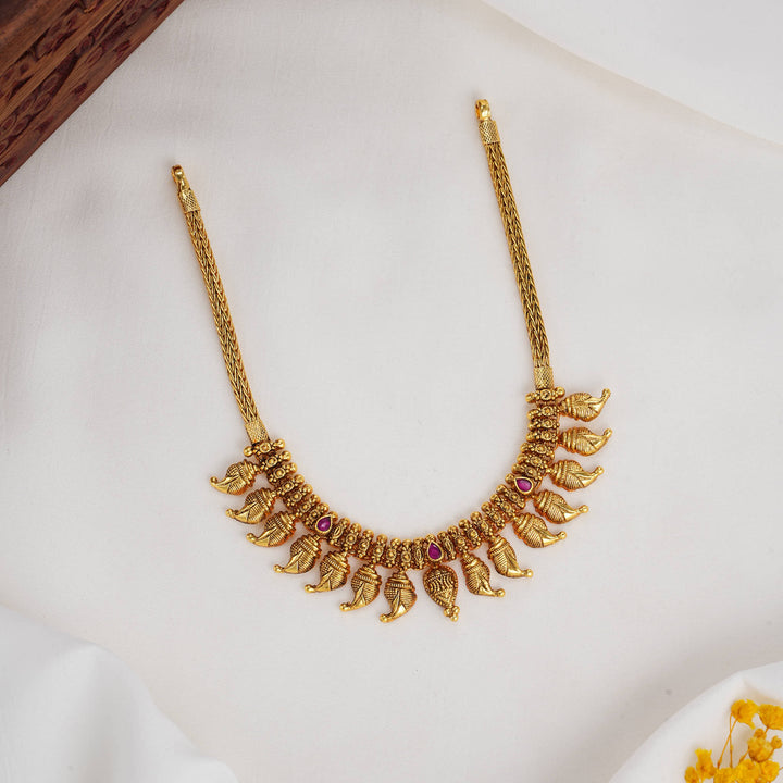 Dazzling Nagas Short Necklace
