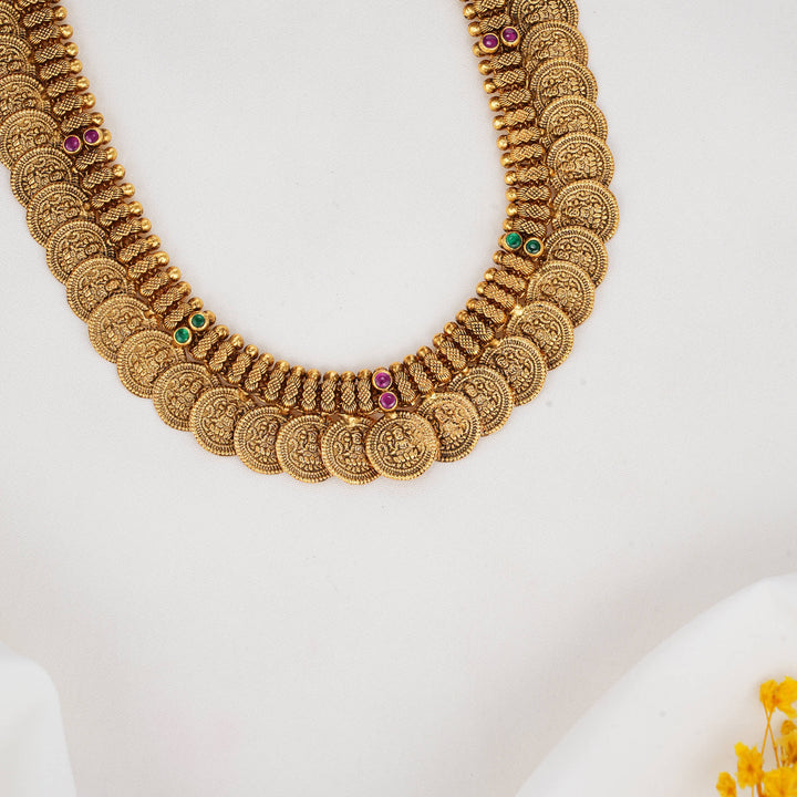 Marvelous Nagas Short Necklace