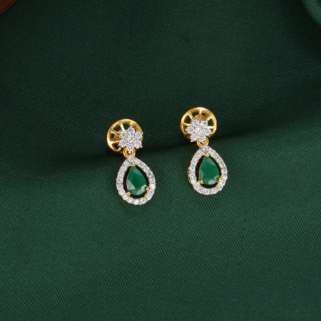 Glitzz Diamond Design Necklace Set