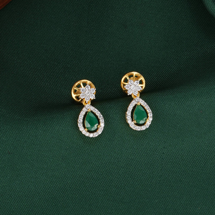Glitzz Diamond Design Necklace Set