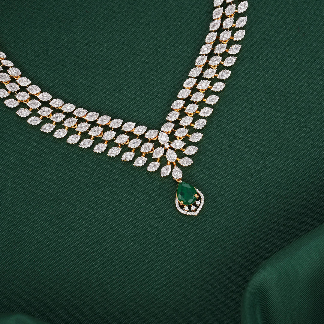Beautiful Diamond Design Necklace Set
