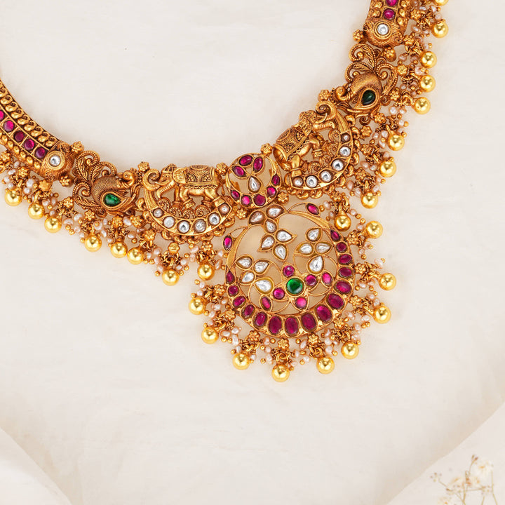 Shivya Kundan Short Necklace
