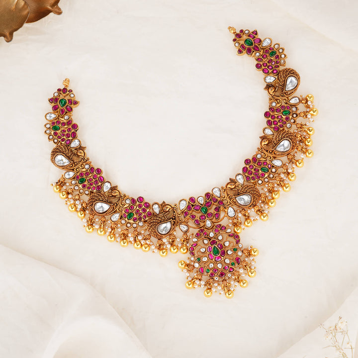 Rithanyaa Kundan Short Necklace