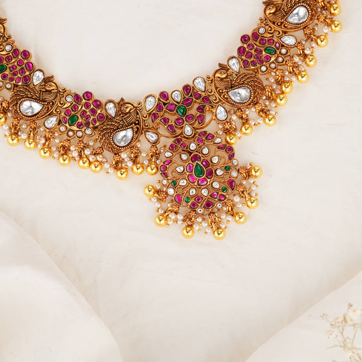 Rithanyaa Kundan Short Necklace