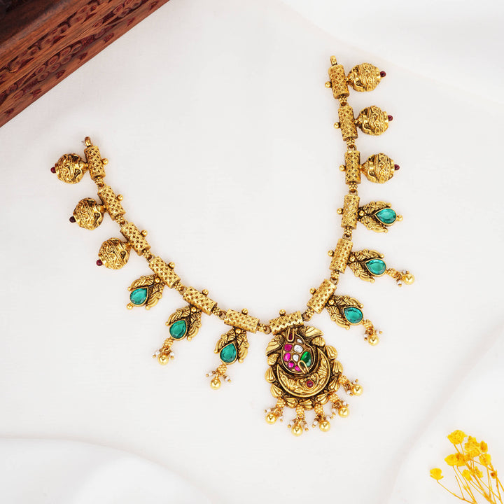 Vinitha Nagas Short Necklace