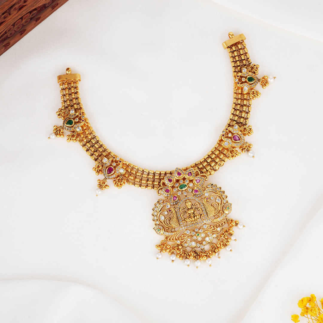 Glowing Nagas Short Necklace