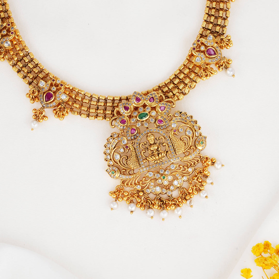 Glowing Nagas Short Necklace