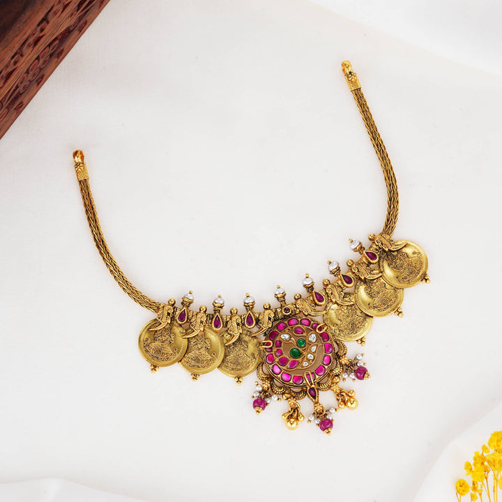 Shine with Vibrant Nagas Short Necklace