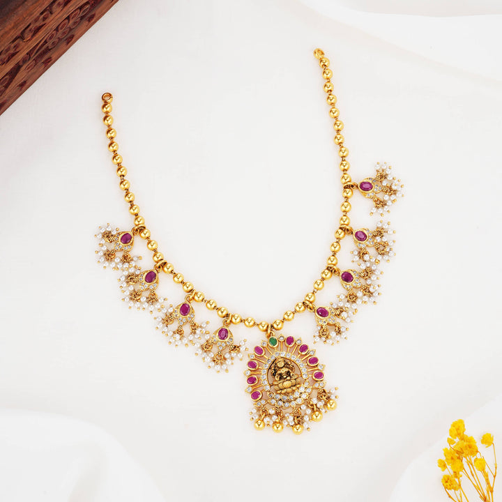 Richly Decorated Stone Short Necklace