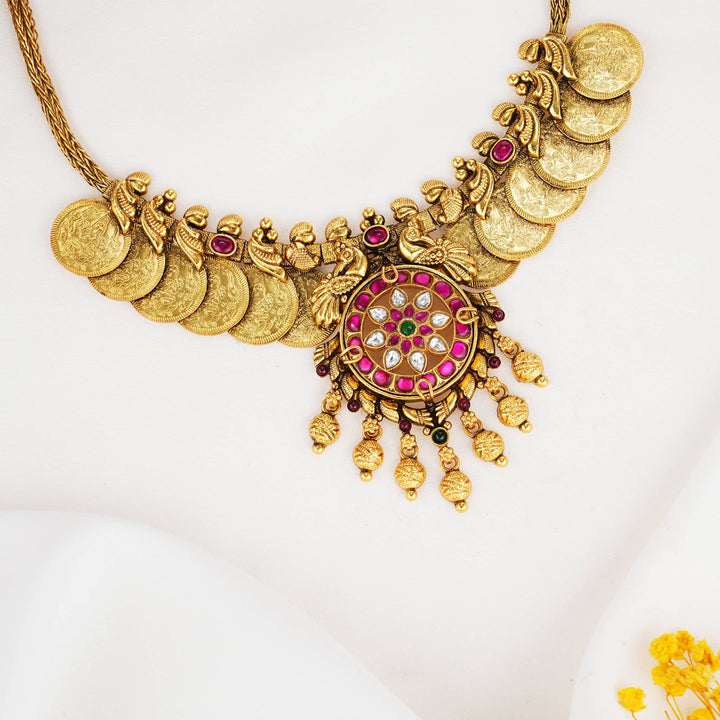 Delicate Designed Nagas Short Necklace