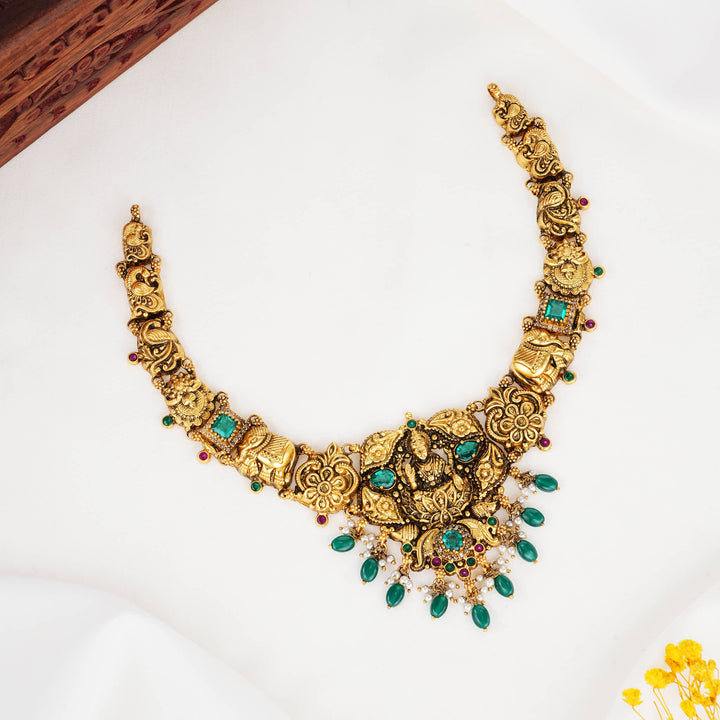 Radiant Verde Nagas Short Necklace