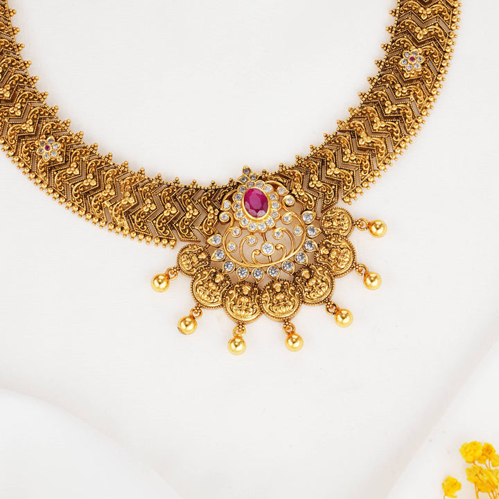 Uniquely Elegant Nagas Short Necklace