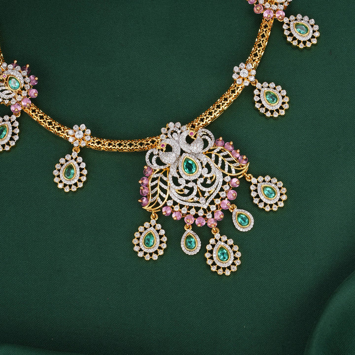 Vinitha Diamond Design Necklace Set