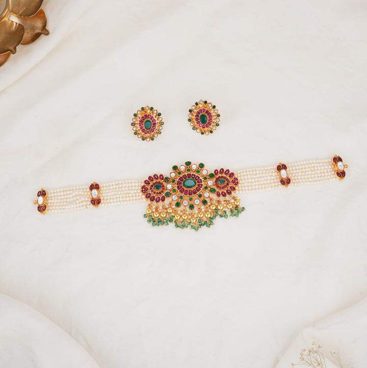 Stunning Kundan Choker Set
