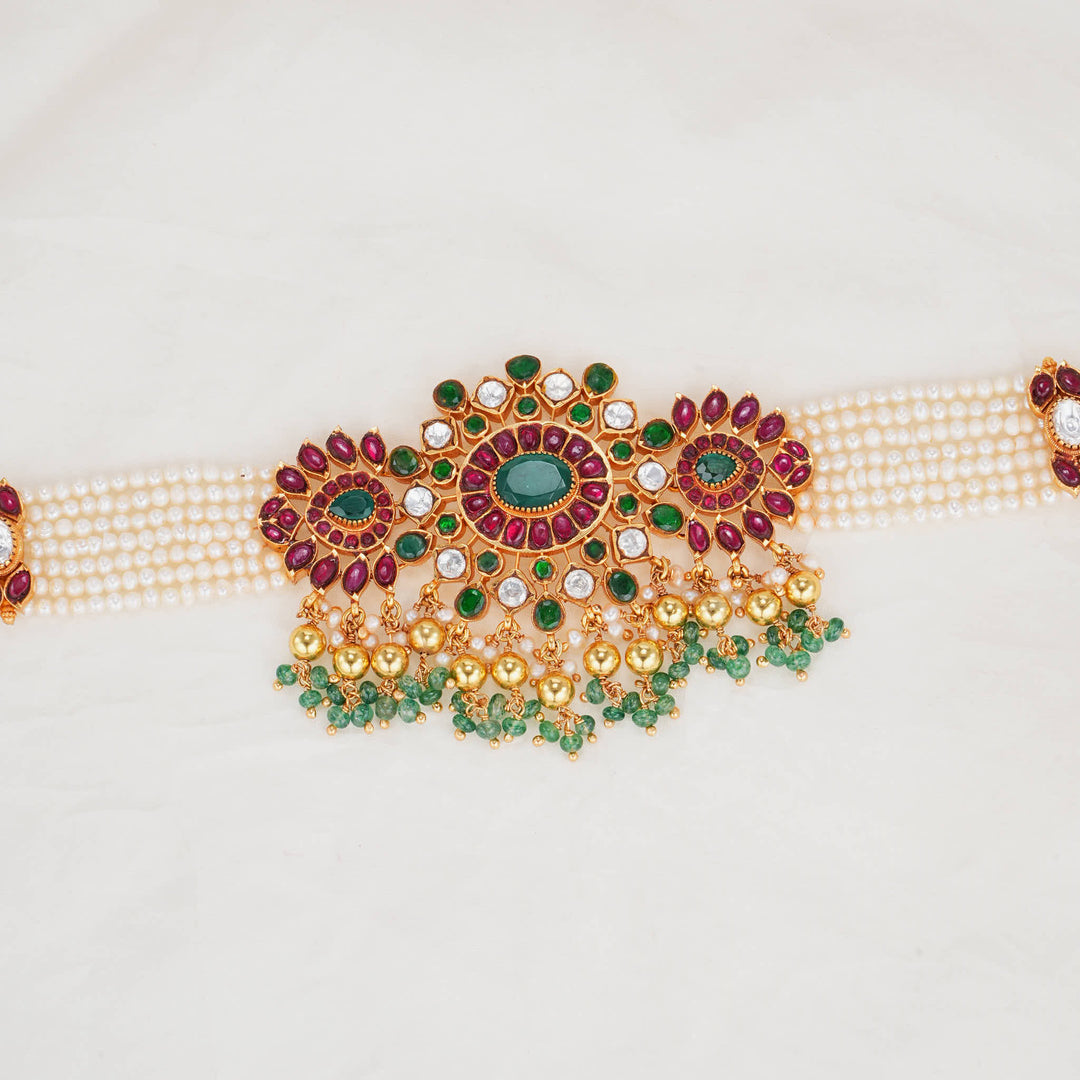 Stunning Kundan Choker Set
