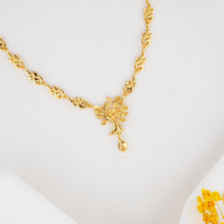 Shivinthikaa 3D Spl Short Necklace Set