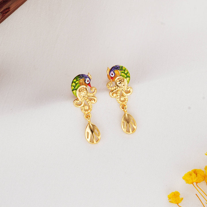 Nainikaa 3D Spl Short Necklace Set