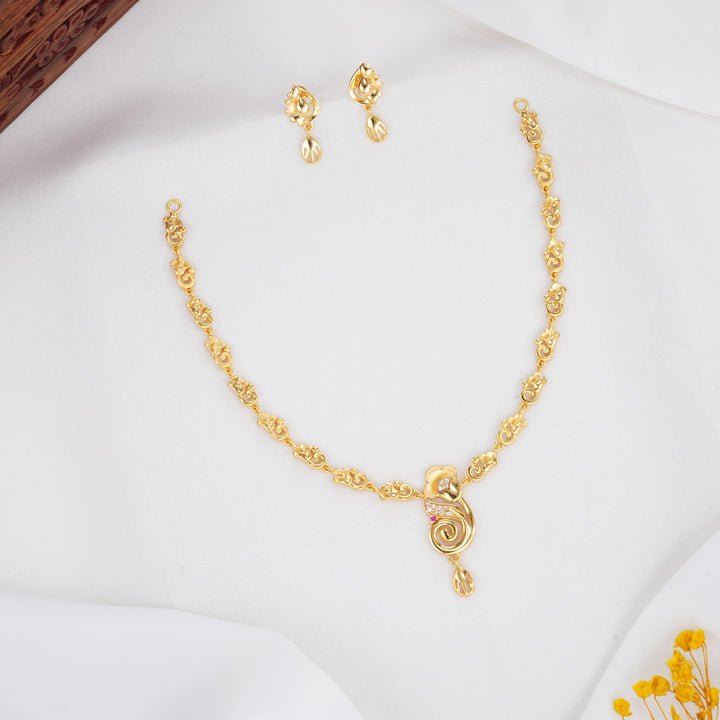 Minthikaa 3D Spl Short Necklace Set