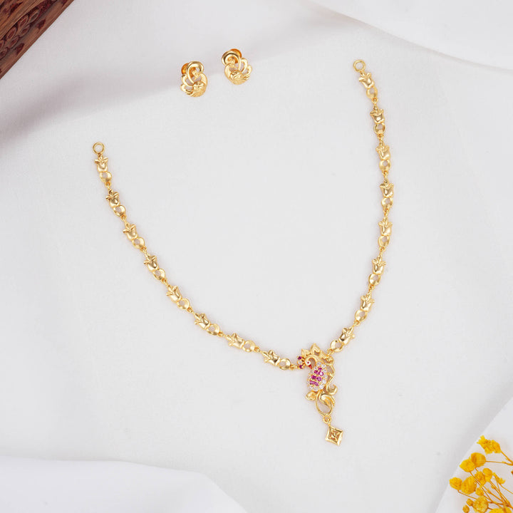 Shriyaa 3D Spl Short Necklace Set
