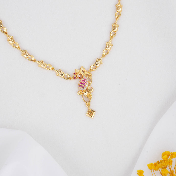 Shriyaa 3D Spl Short Necklace Set