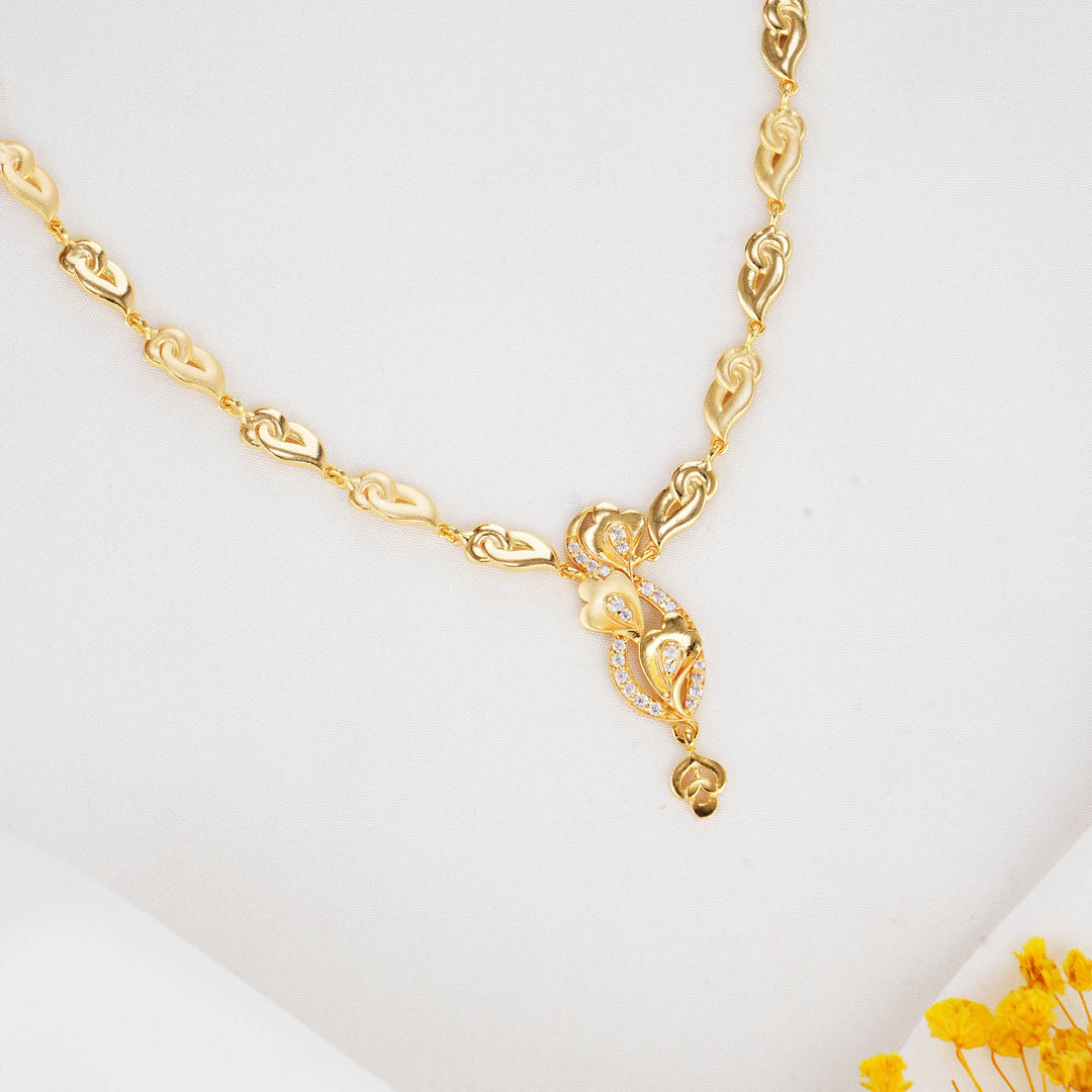 Catchy 3D Spl Short Necklace Set