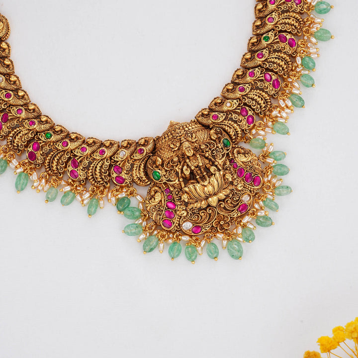 Awe-Inspiring 3D Spl Short Necklace Set