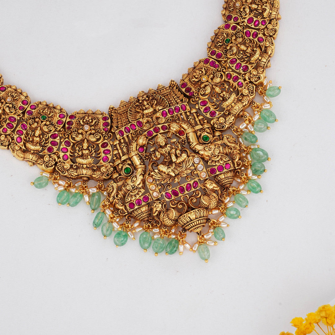 Artisanal 3D Spl Short Necklace Set