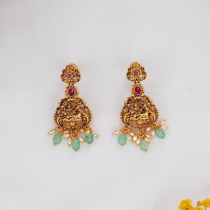 Artisanal 3D Spl Short Necklace Set