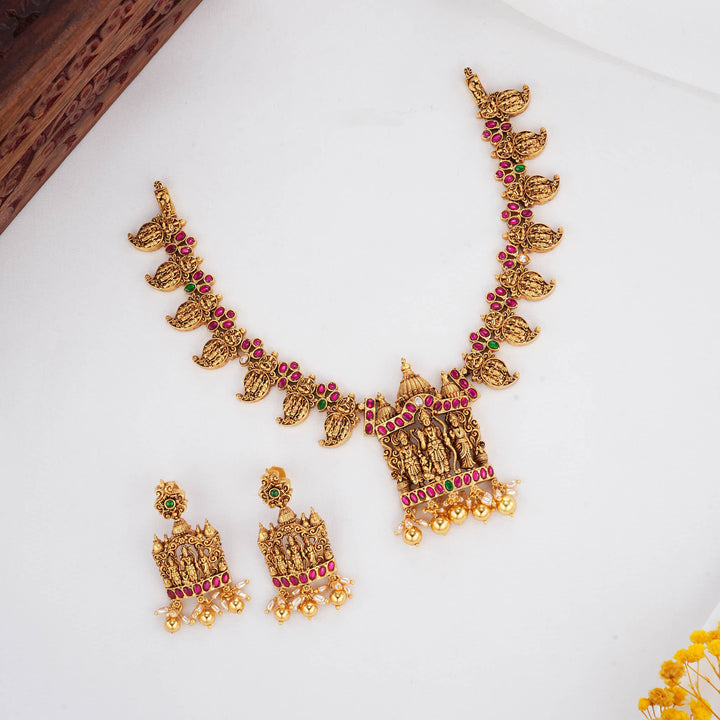 Divine Grace 3D Spl Short Necklace Set