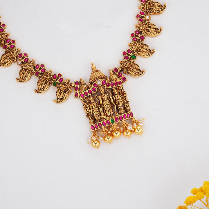Divine Grace 3D Spl Short Necklace Set