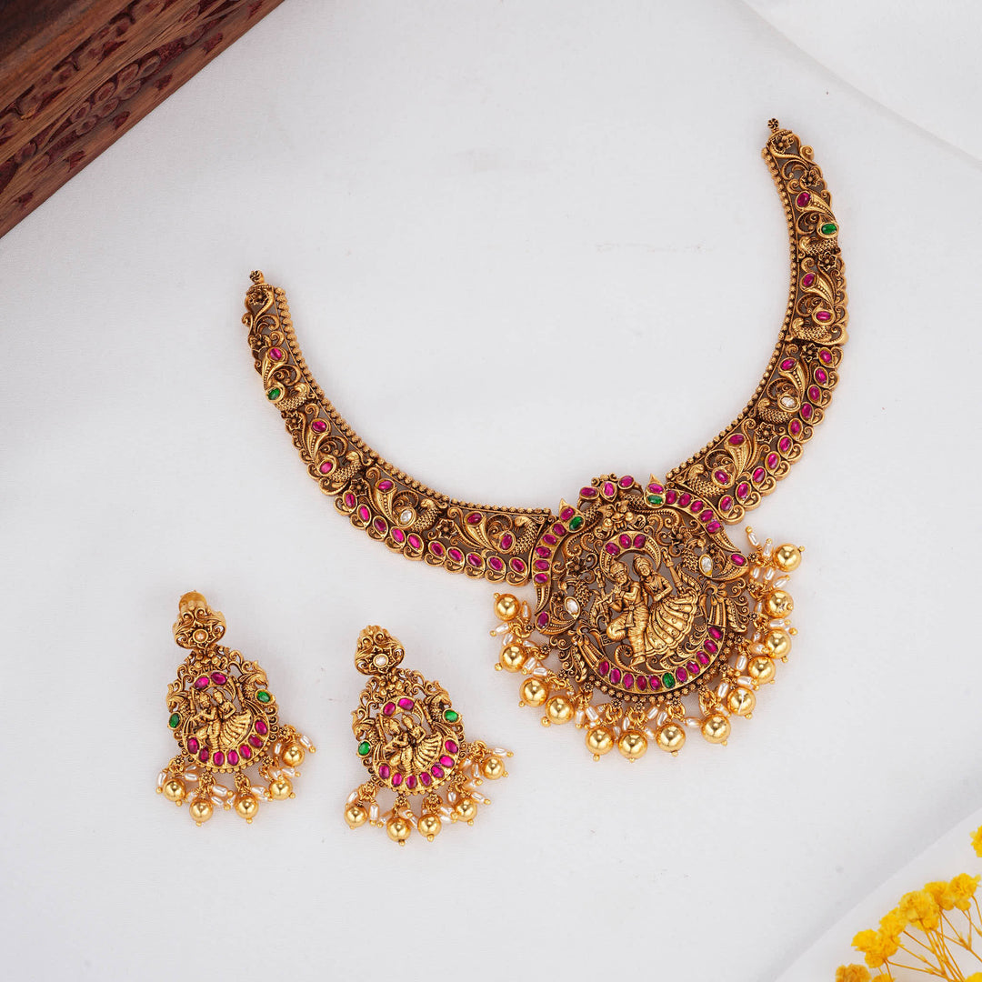 Exquisite 3D Spl Short Necklace Set