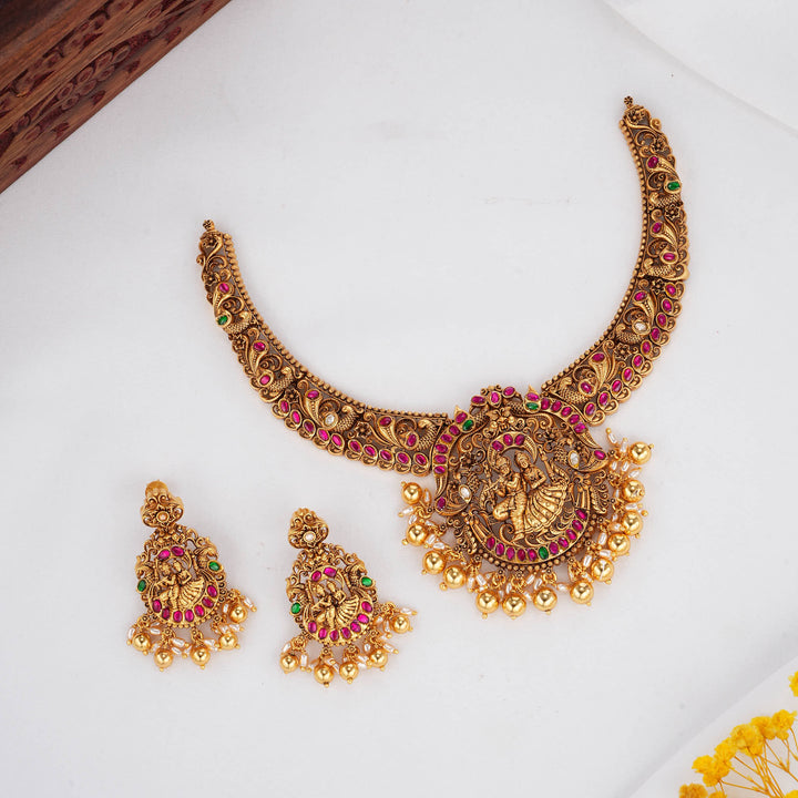Exquisite 3D Spl Short Necklace Set