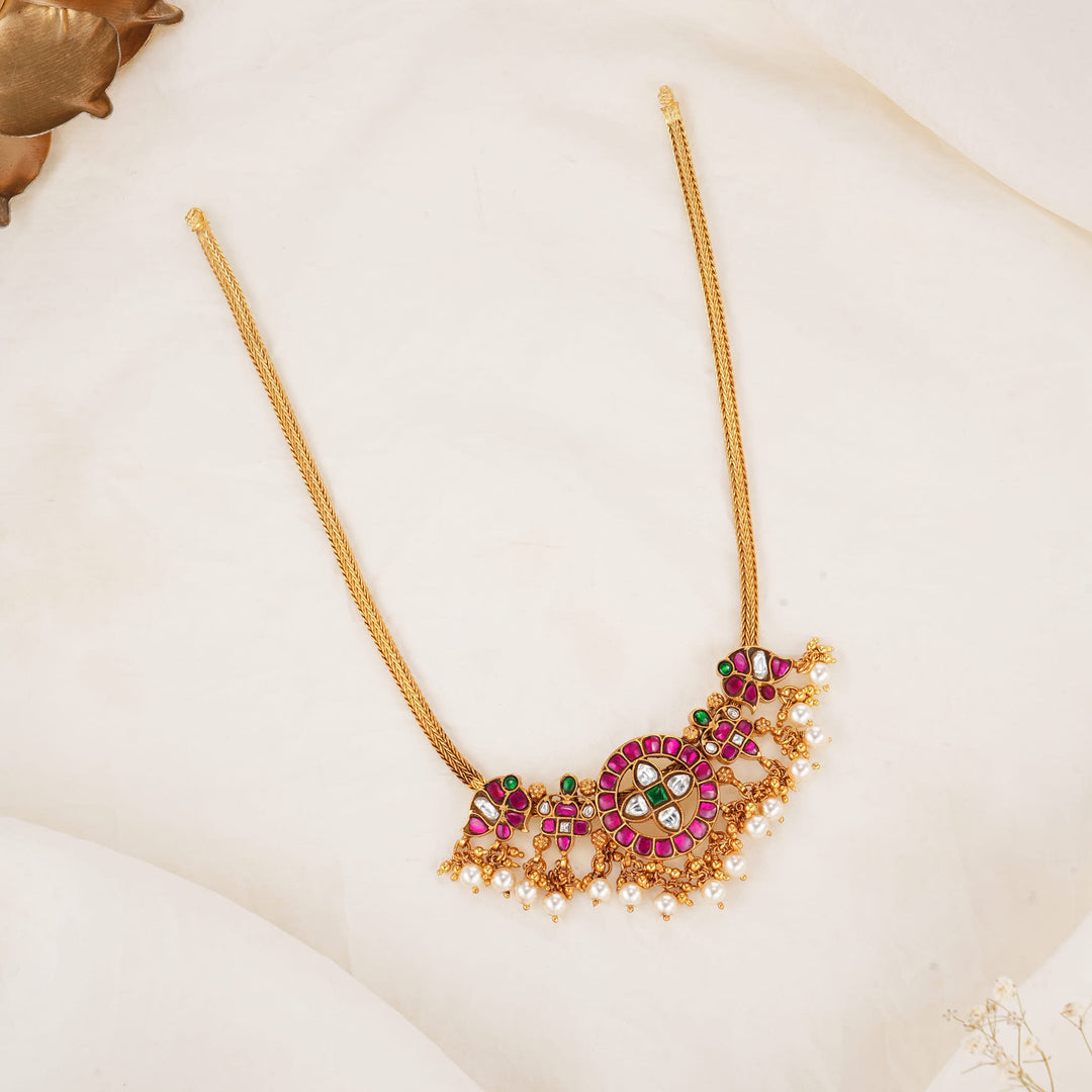 Preetha Kundan Short Necklace