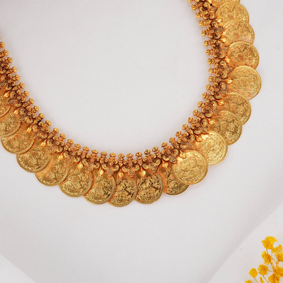 Elegant  Kaasu Maalai Necklace
