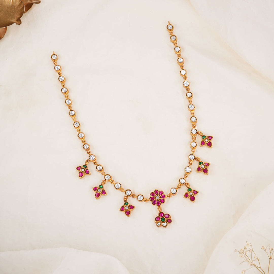 Nithikaa Kundan Short Necklace