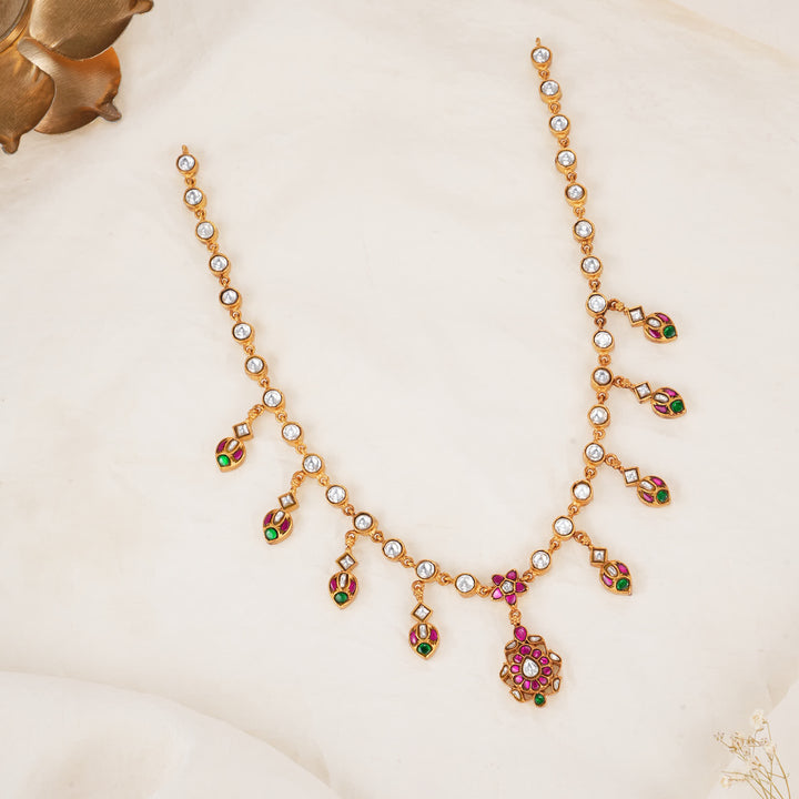 Thaarikaa Kundan Short Necklace