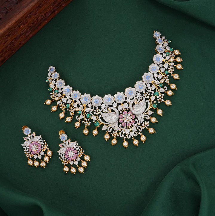 Trendy & Catchy Diamond Design Necklace Set
