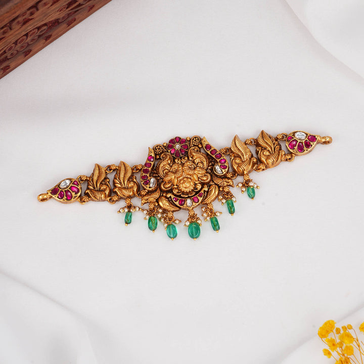 Abundnat Nagas Choker