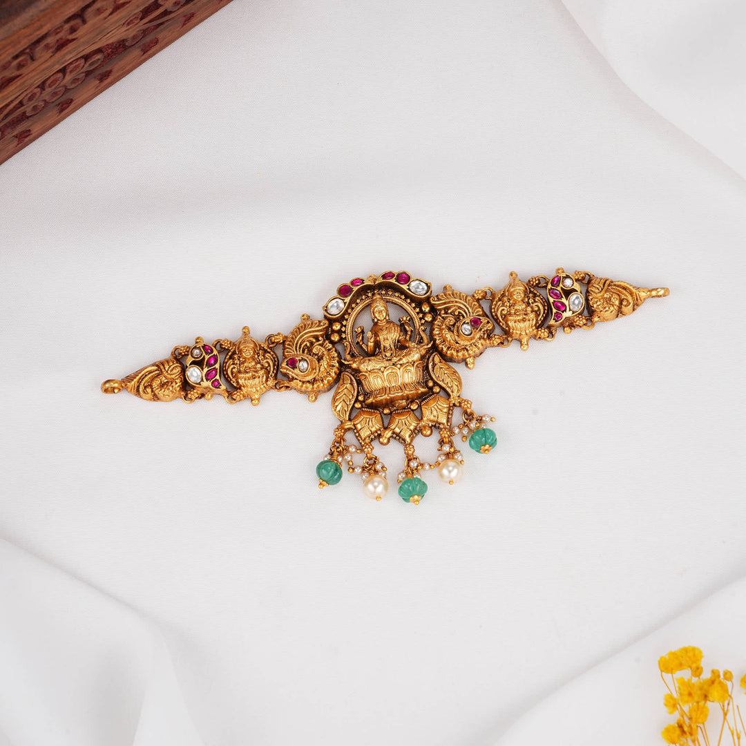 Vinthiraa Nagas Choker