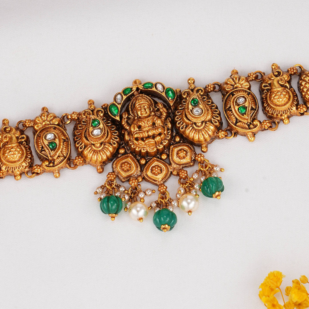 Srishaa Nagas Choker