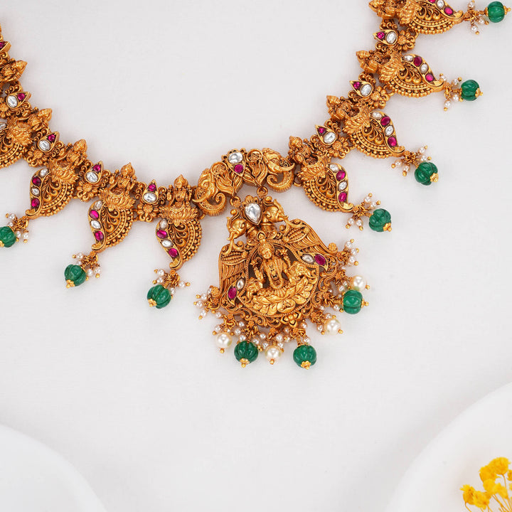 Amazing 3D Spl Short Necklace