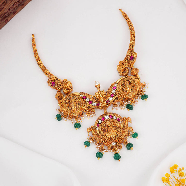 Vinisha 3D Spl Short Necklace