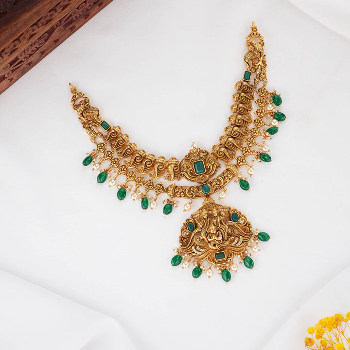 Anamikaa 3D Short Necklace
