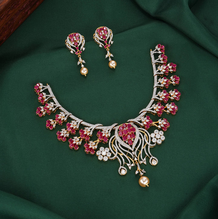 Zivikaa  Diamond Design Necklace Set