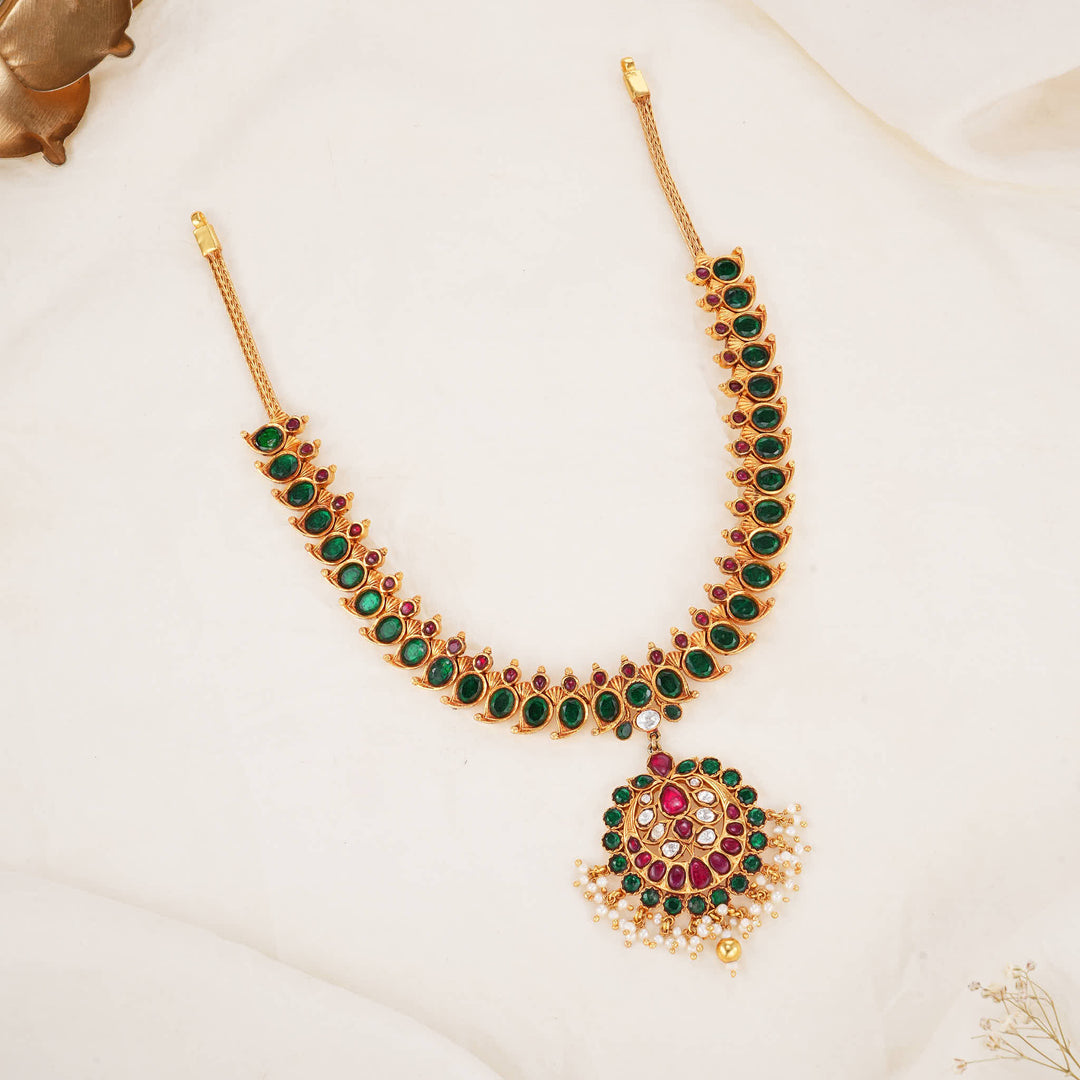Unique Kundan  Short Necklace