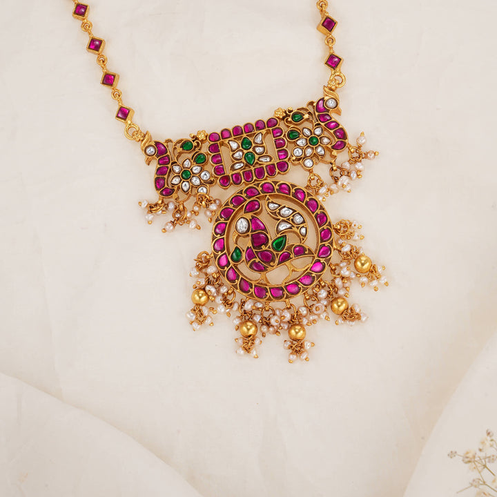 Exceptionally Beautiful Kundan Long Necklace