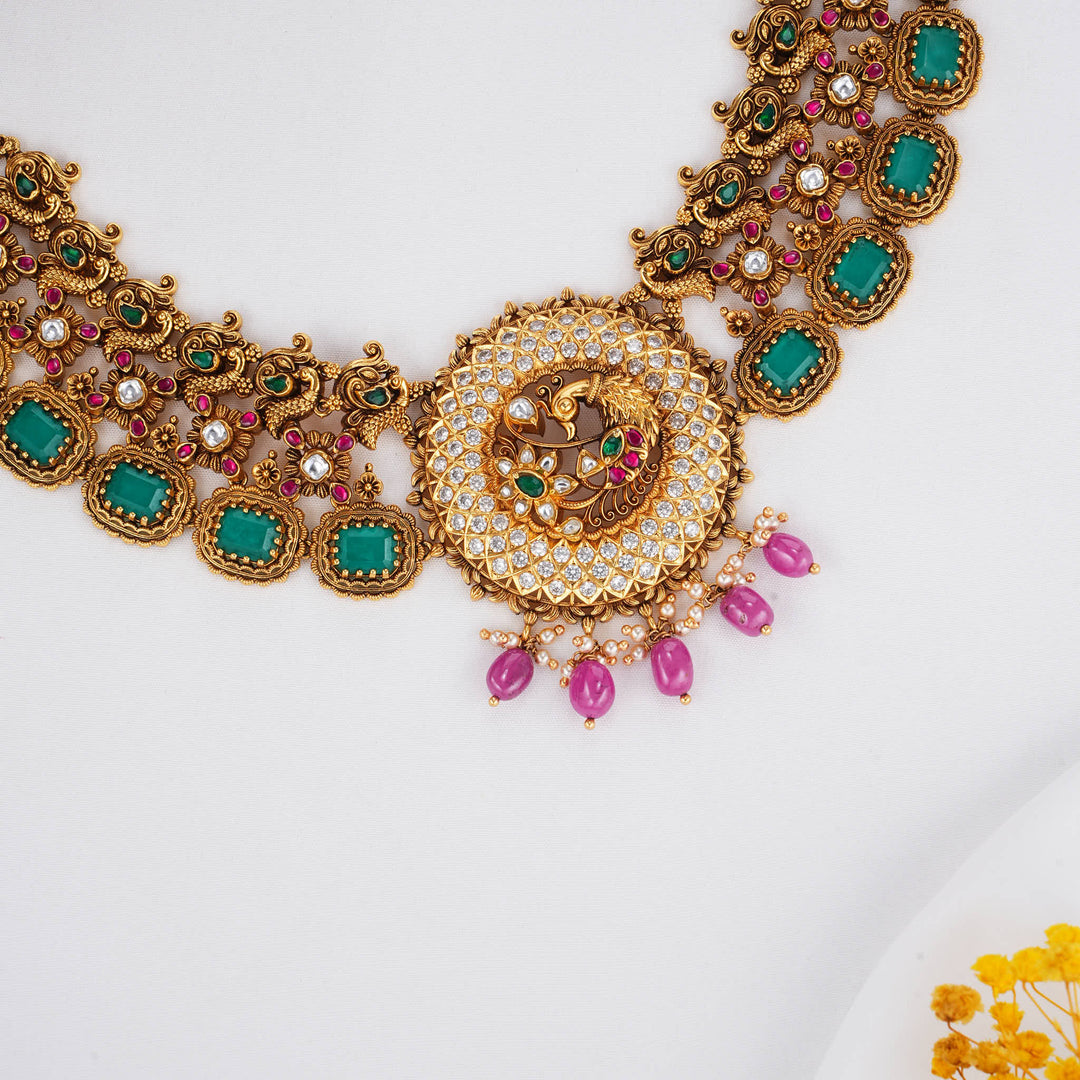 Eye Catchy 3D Spl Short Necklace Set